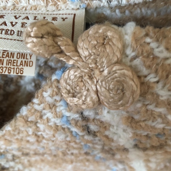 Tan plaid Irish Cape - Picture 4 of 4